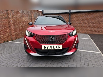 Used Peugeot E-2008 2021 for sale - 76158612: Photo 2