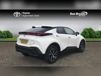 Used Toyota C-HR 2025 for sale - 78741563: Photo