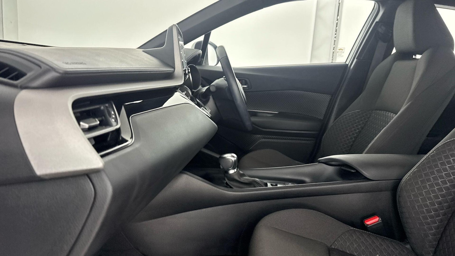 Used Toyota C-HR for sale - 78115034: Photo 19