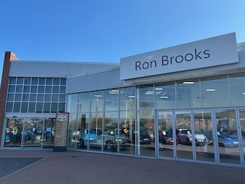 Used Toyota Yaris 2020 for sale - 78318949: Photo