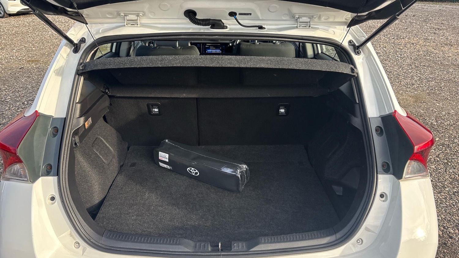 Used Toyota Auris 2018 for sale - 76645053: Photo 14