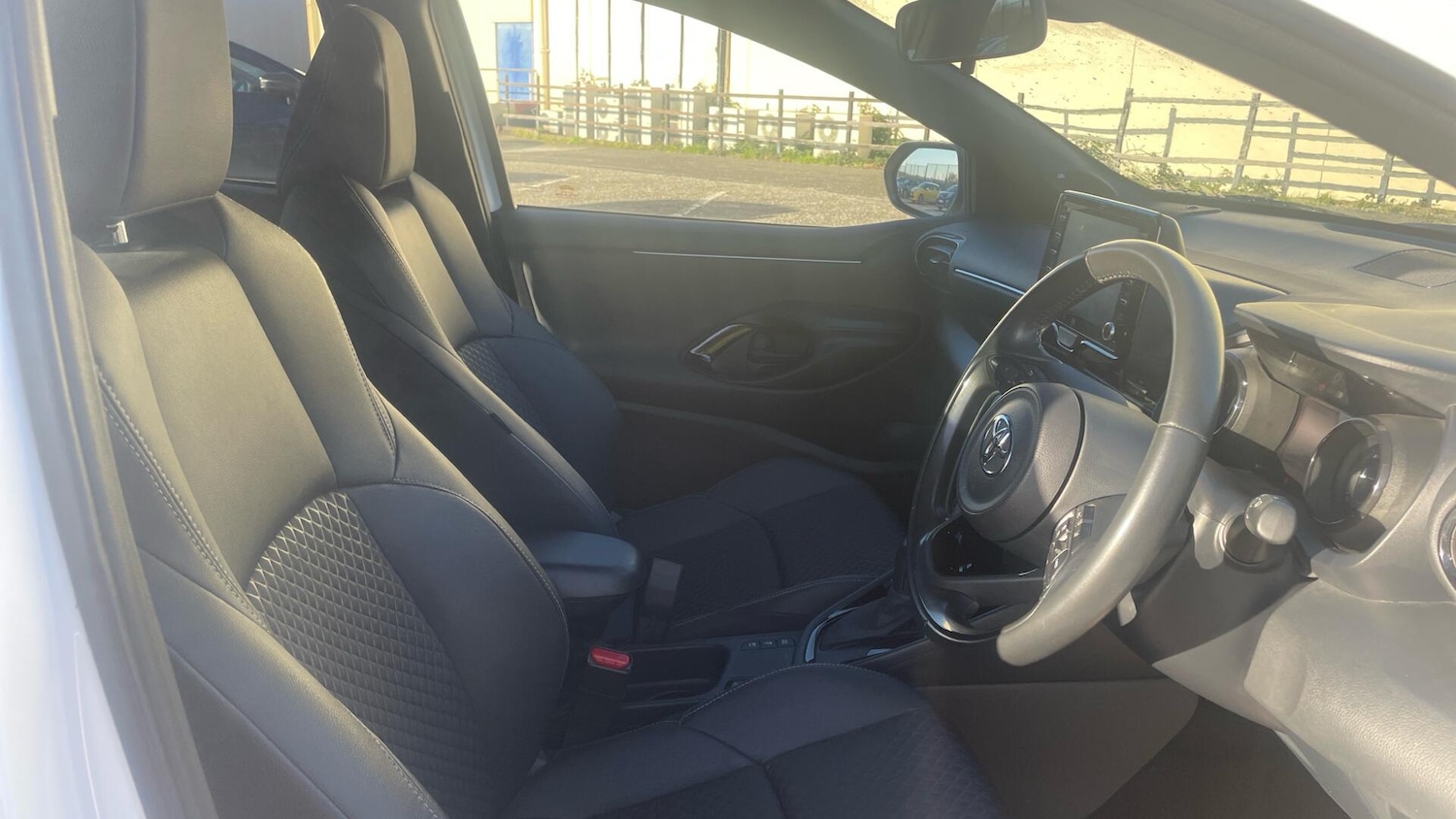 Used Toyota Yaris 2022 for sale - 76781709: Photo 11