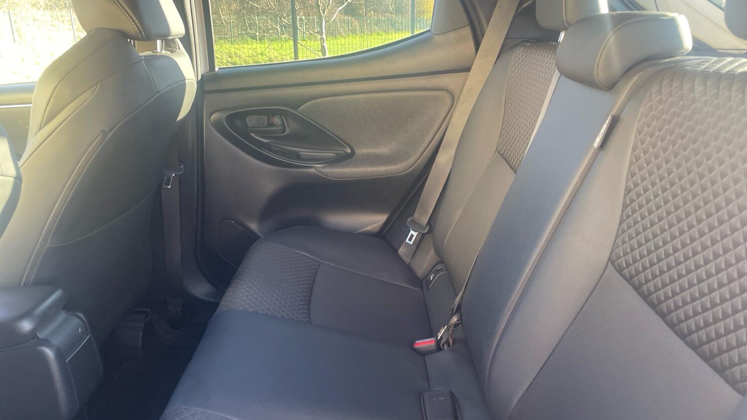 Used Toyota Yaris 2022 for sale - 76781709: Photo 13