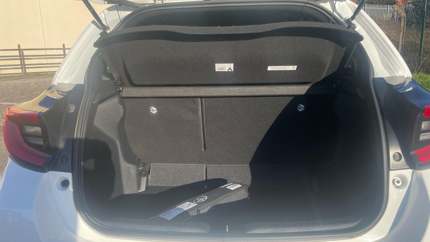 Used Toyota Yaris 2022 for sale - 76781709: Photo 14