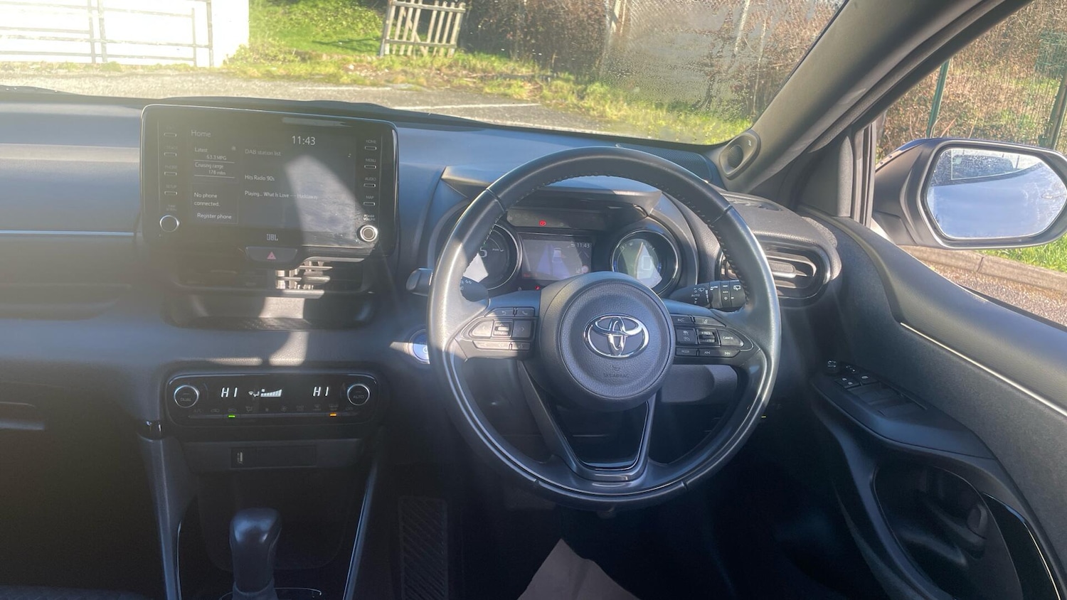 Used Toyota Yaris 2022 for sale - 76781709: Photo 6