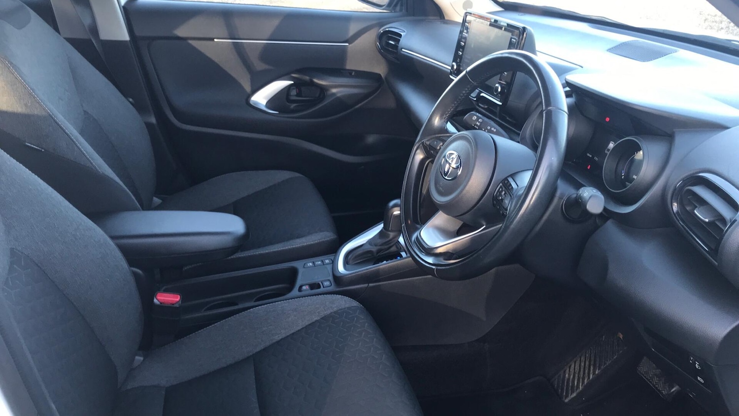 Used Toyota Yaris Cross 2023 for sale - 76765831: Photo 11