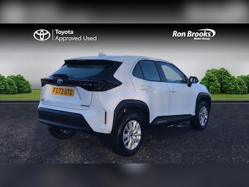 Used Toyota Yaris Cross 2023 for sale - 76765831: Photo