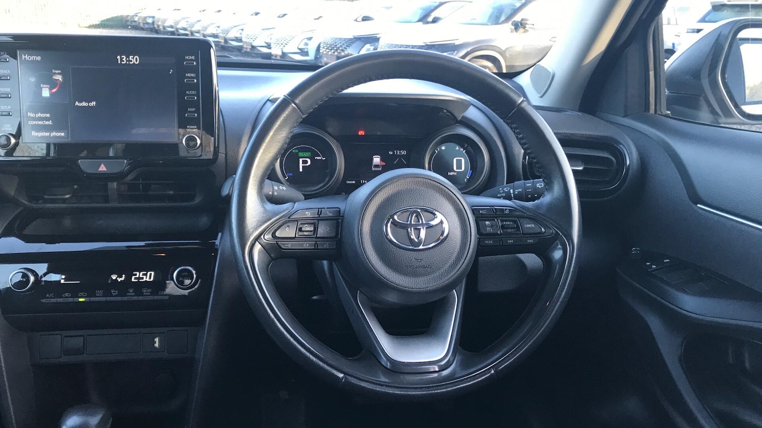 Used Toyota Yaris Cross 2023 for sale - 76765831: Photo 6