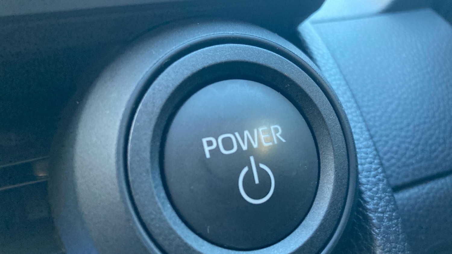 Used Toyota Prius 2024 for sale - 76936209: Photo 23