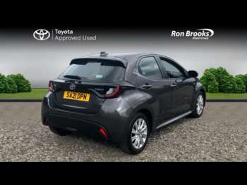 Used Toyota Yaris 2021 for sale - 74809772: Photo