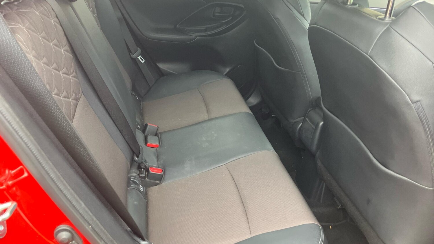 Used Toyota Yaris Cross 2022 for sale - 77839777: Photo 12