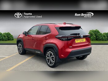 Used Toyota Yaris Cross 2022 for sale - 77839777: Photo