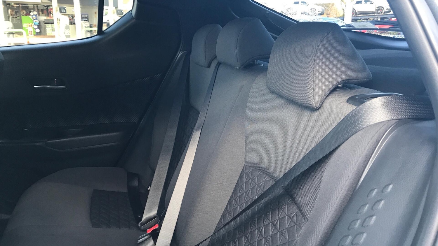 Used Toyota C-HR for sale - 77958388: Photo 23