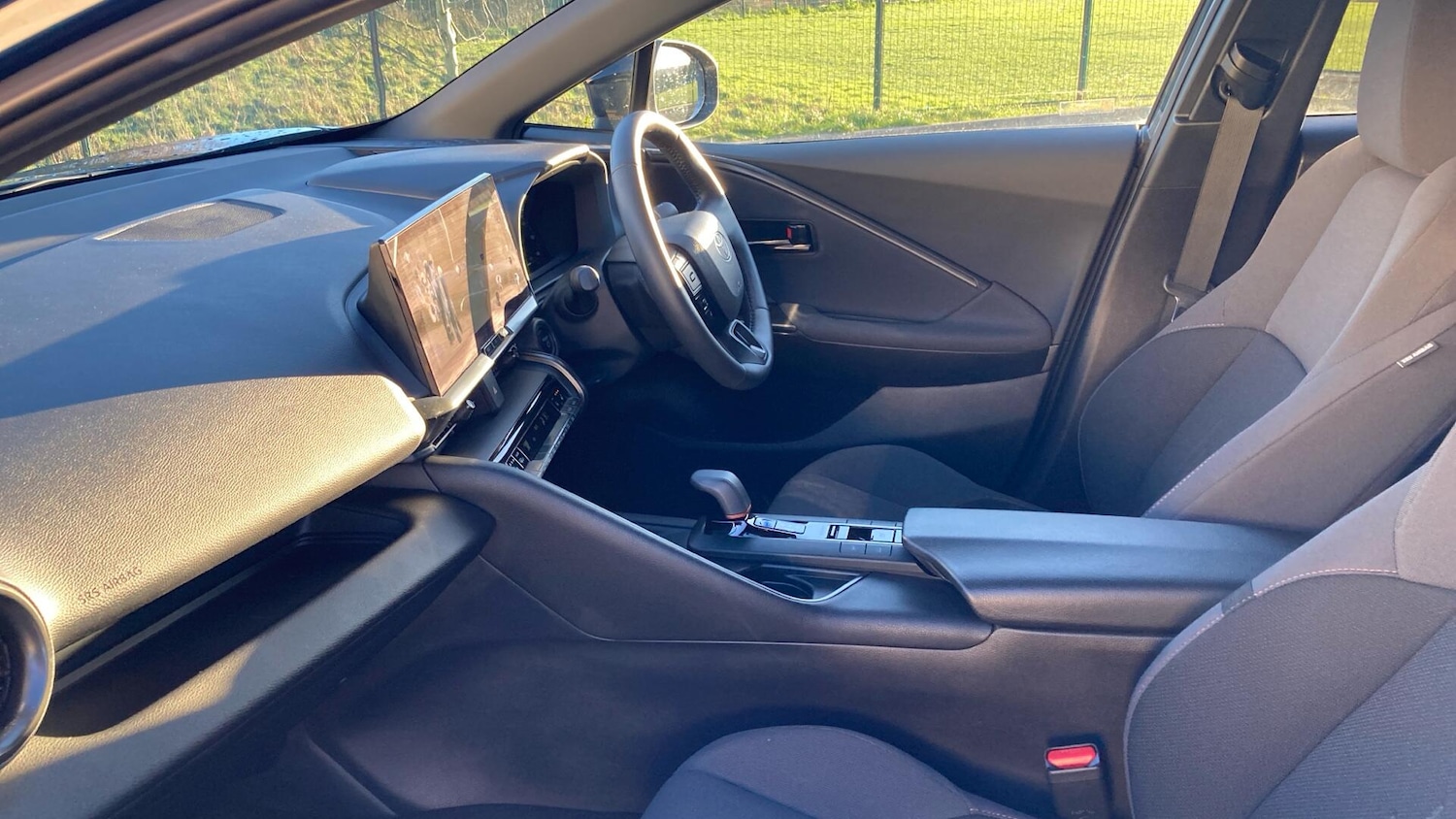 Used Toyota C-HR 2024 for sale - 77091205: Photo 10