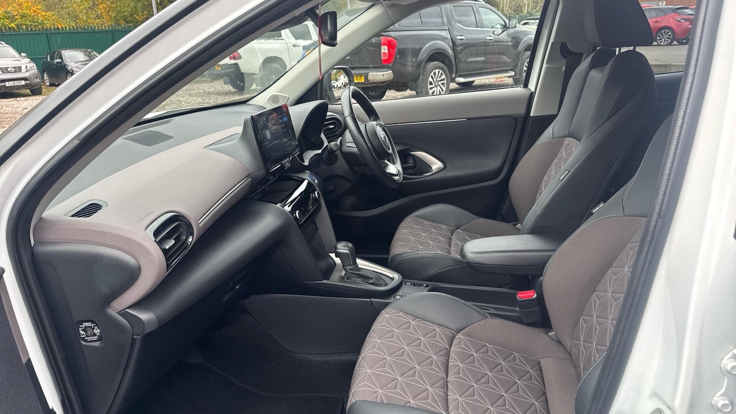 Used Toyota Yaris Cross 2022 for sale - 76735267: Photo 10