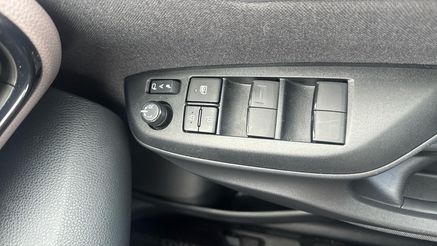 Used Toyota Yaris Cross 2022 for sale - 76735267: Photo 24