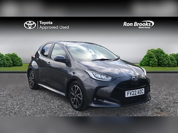 Used Toyota Yaris 2022 for sale - 75740984: Photo