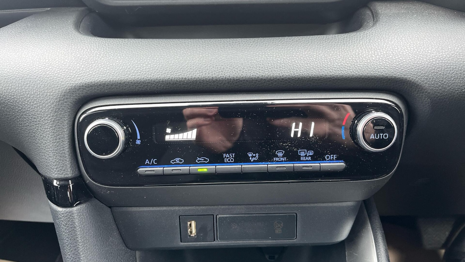 Used Toyota Yaris 2022 for sale - 77411159: Photo 23