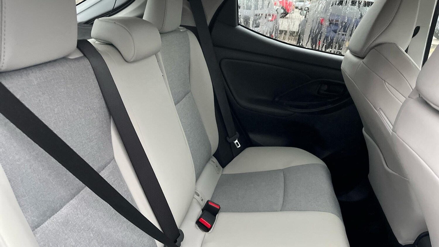 Used Toyota Yaris 2023 for sale - 77015906: Photo 12