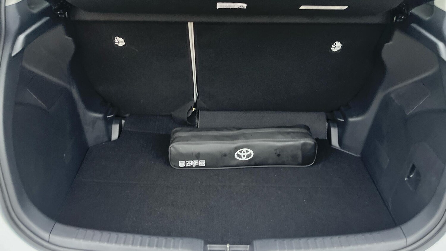 Used Toyota Yaris 2023 for sale - 77015906: Photo 14