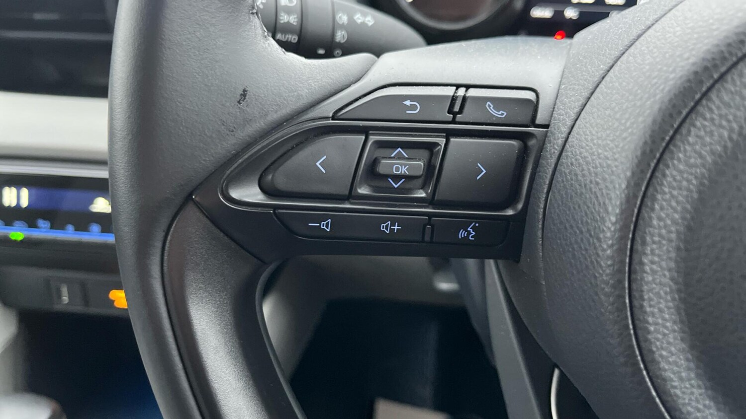 Used Toyota Yaris 2023 for sale - 77015906: Photo 20