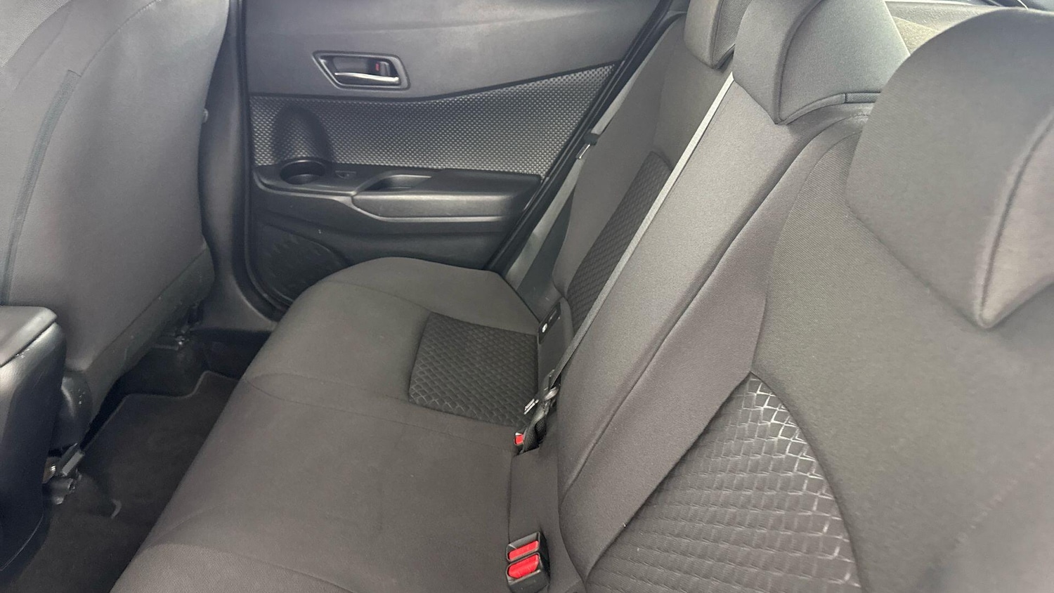 Used Toyota C-HR 2022 for sale - 78185680: Photo 12