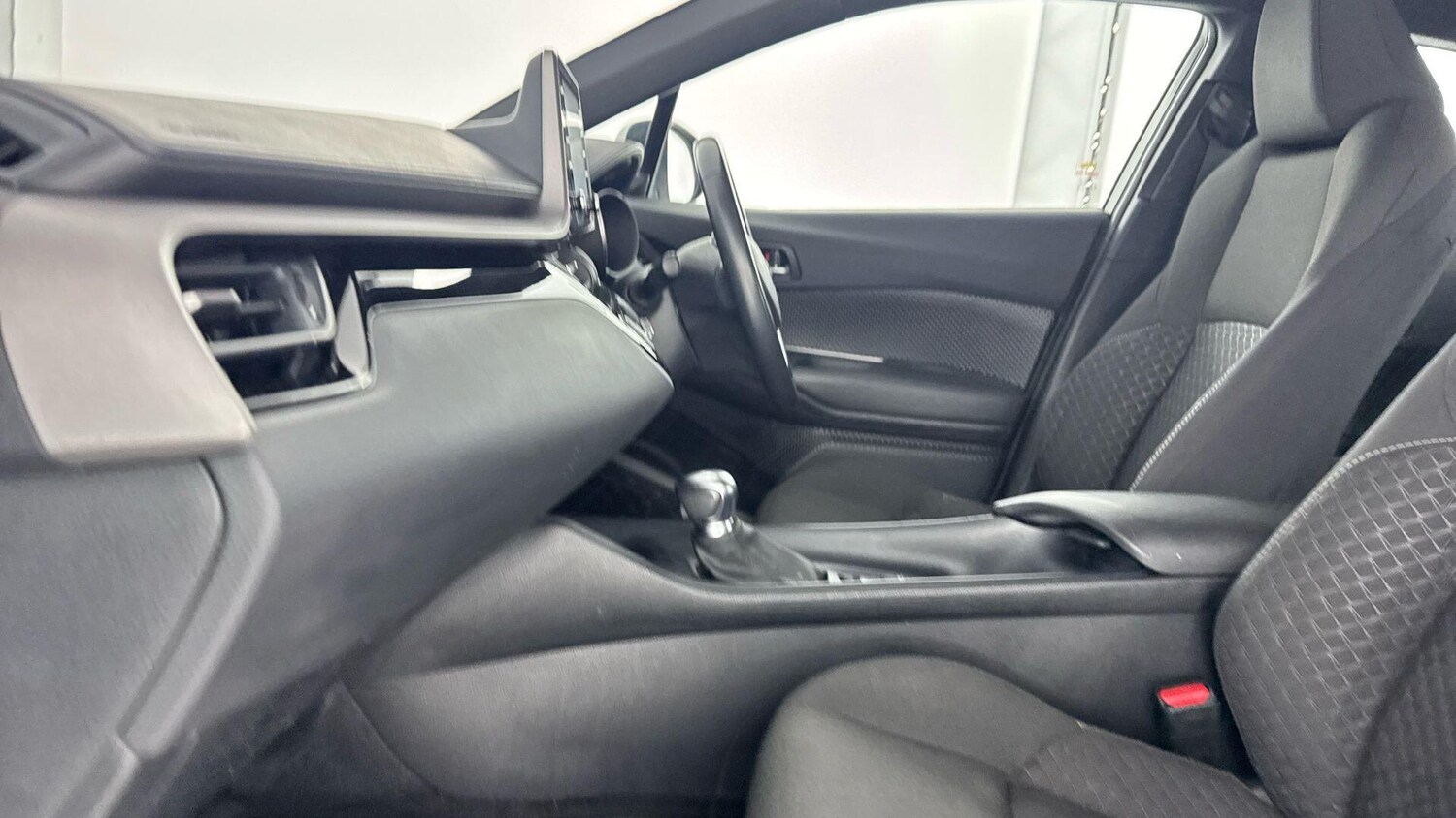 Used Toyota C-HR 2022 for sale - 78185680: Photo 19