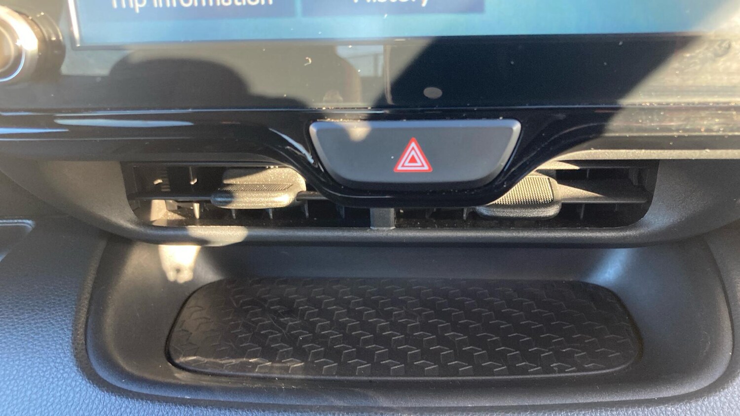 Used Toyota Yaris 2023 for sale - 77016062: Photo 24