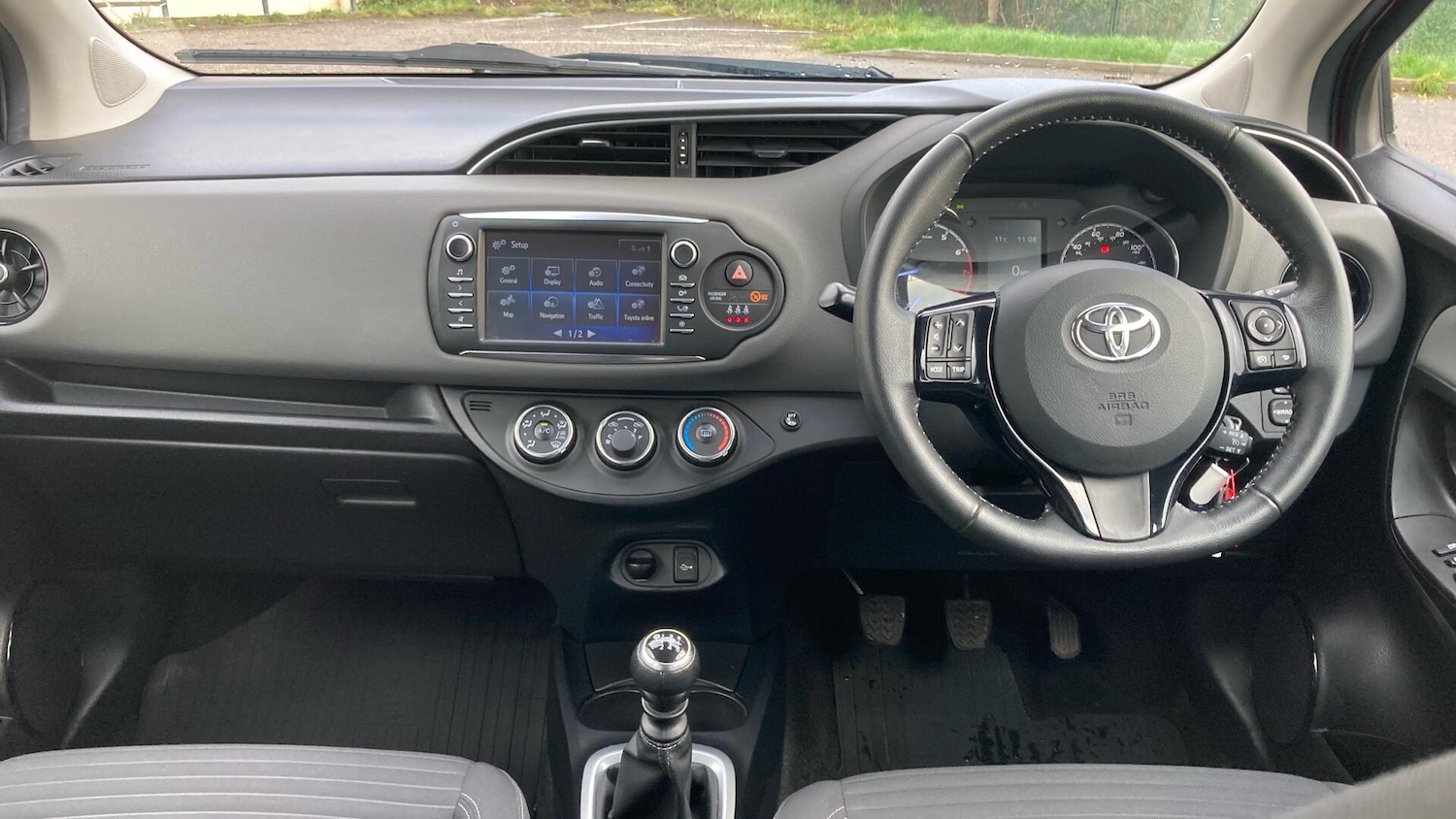 Used Toyota Yaris 2017 for sale - 76521820: Photo 5