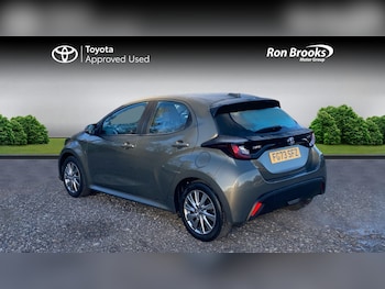 Used Toyota Yaris 2023 for sale - 76521814: Photo