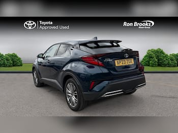 Used Toyota C-HR 2023 for sale - 79741150: Photo