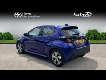 Used Toyota Yaris 2024 for sale - 75215300: Photo