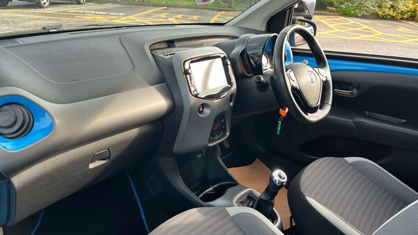 Used Toyota AYGO 2019 for sale - 76179830: Photo 10