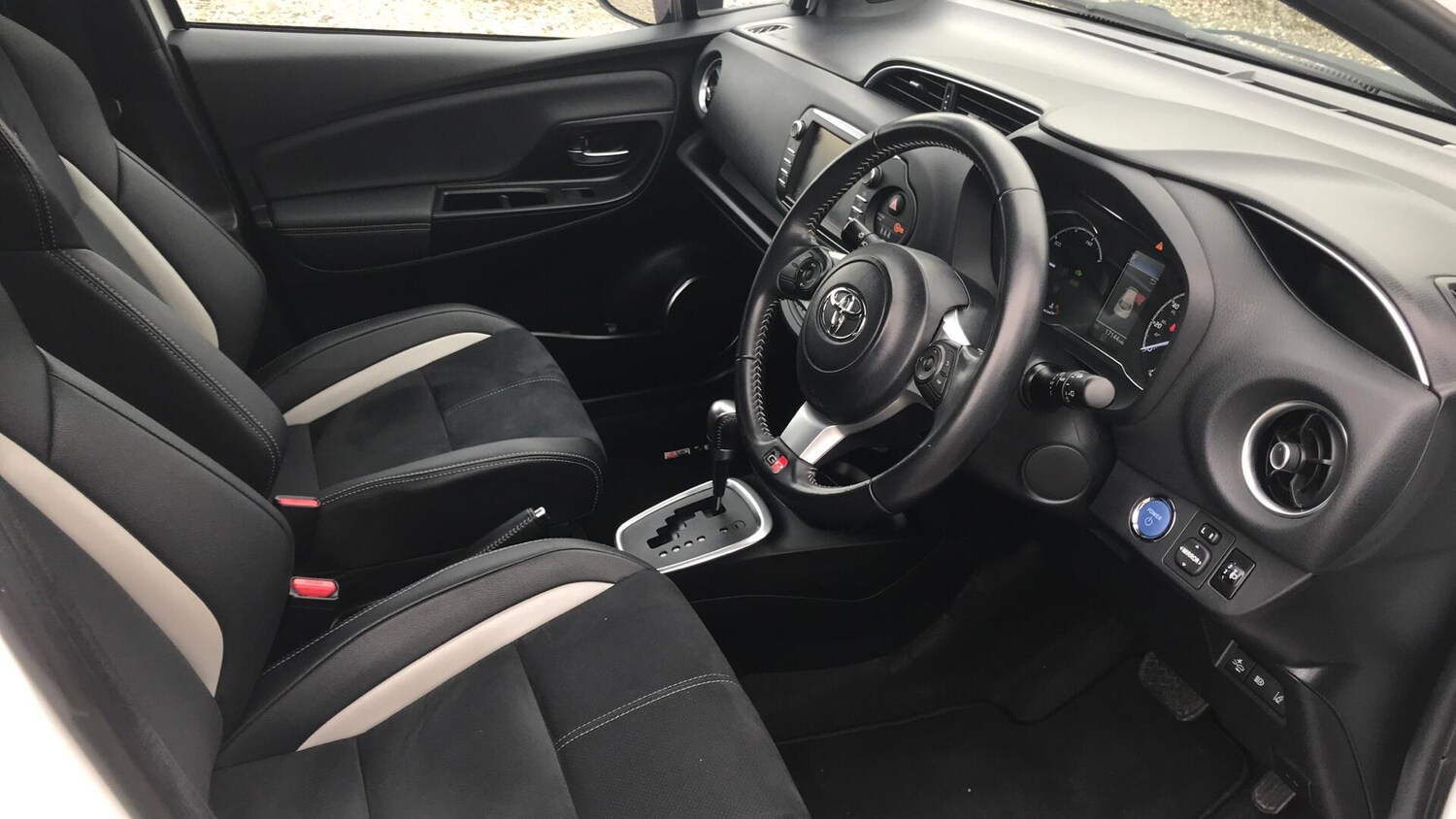 Used Toyota Yaris 2019 for sale - 78185235: Photo 12
