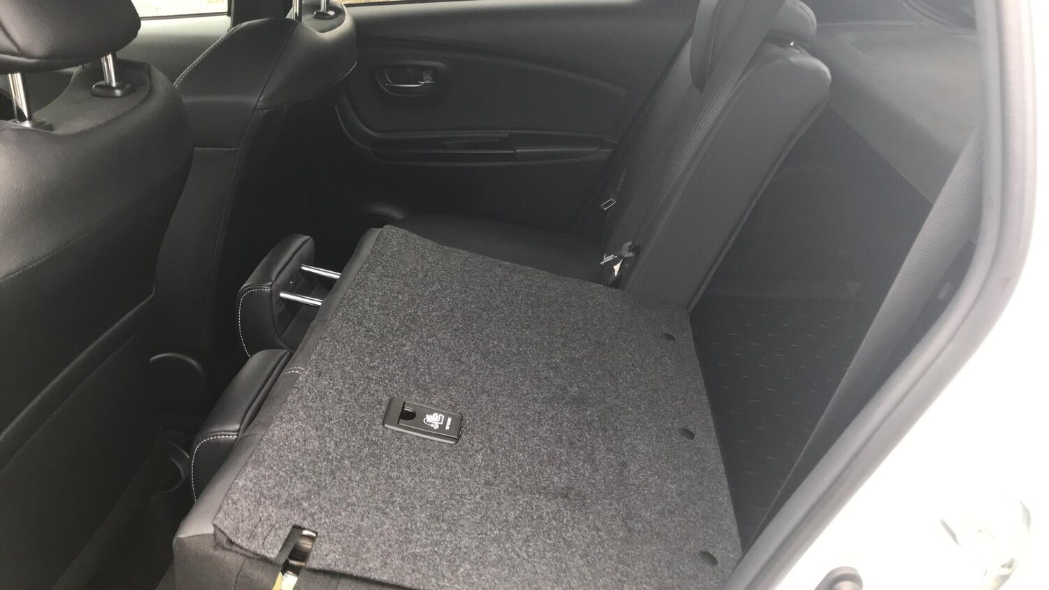 Used Toyota Yaris 2019 for sale - 78185235: Photo 18