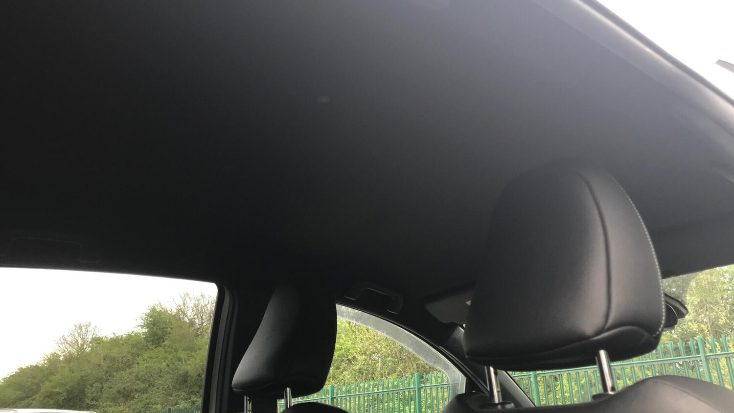 Used Toyota Yaris 2019 for sale - 78185235: Photo 19