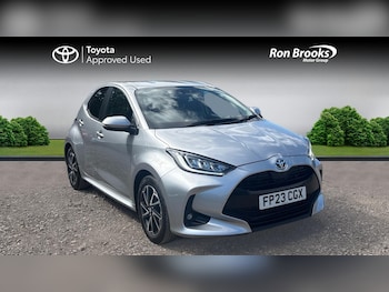 Used Toyota Yaris 2023 for sale - 78998993: Photo