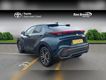 Used Toyota C-HR 2025 for sale - 76824237: Photo