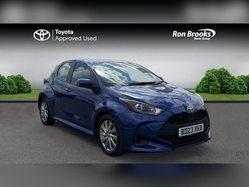 Used Toyota Yaris 2023 for sale - 79268366: Photo