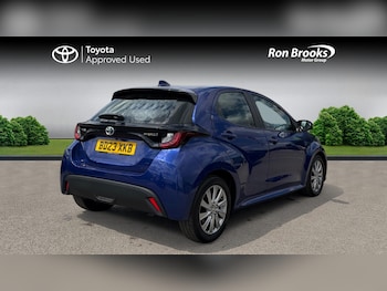 Used Toyota Yaris 2023 for sale - 79268366: Photo