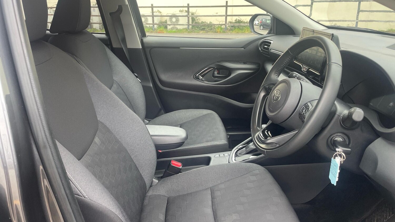 Used Toyota Yaris 2025 for sale - 77637929: Photo 11