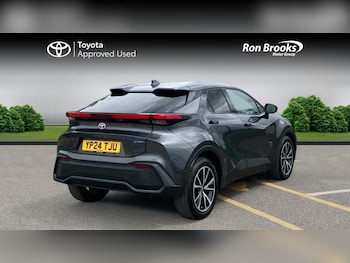 Used Toyota C-HR 2024 for sale - 78830303: Photo