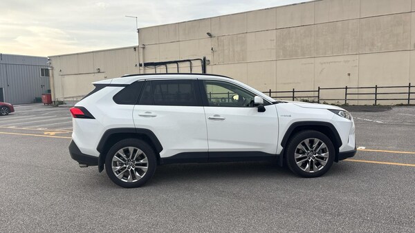Used Toyota RAV4 2021 for sale - 76021048: Photo 16