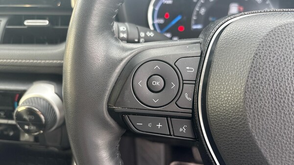 Used Toyota RAV4 2021 for sale - 76021048: Photo 25