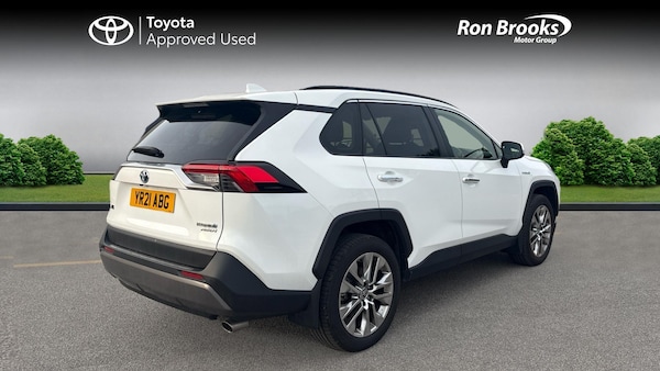 Used Toyota RAV4 2021 for sale - 76021048: Photo 2