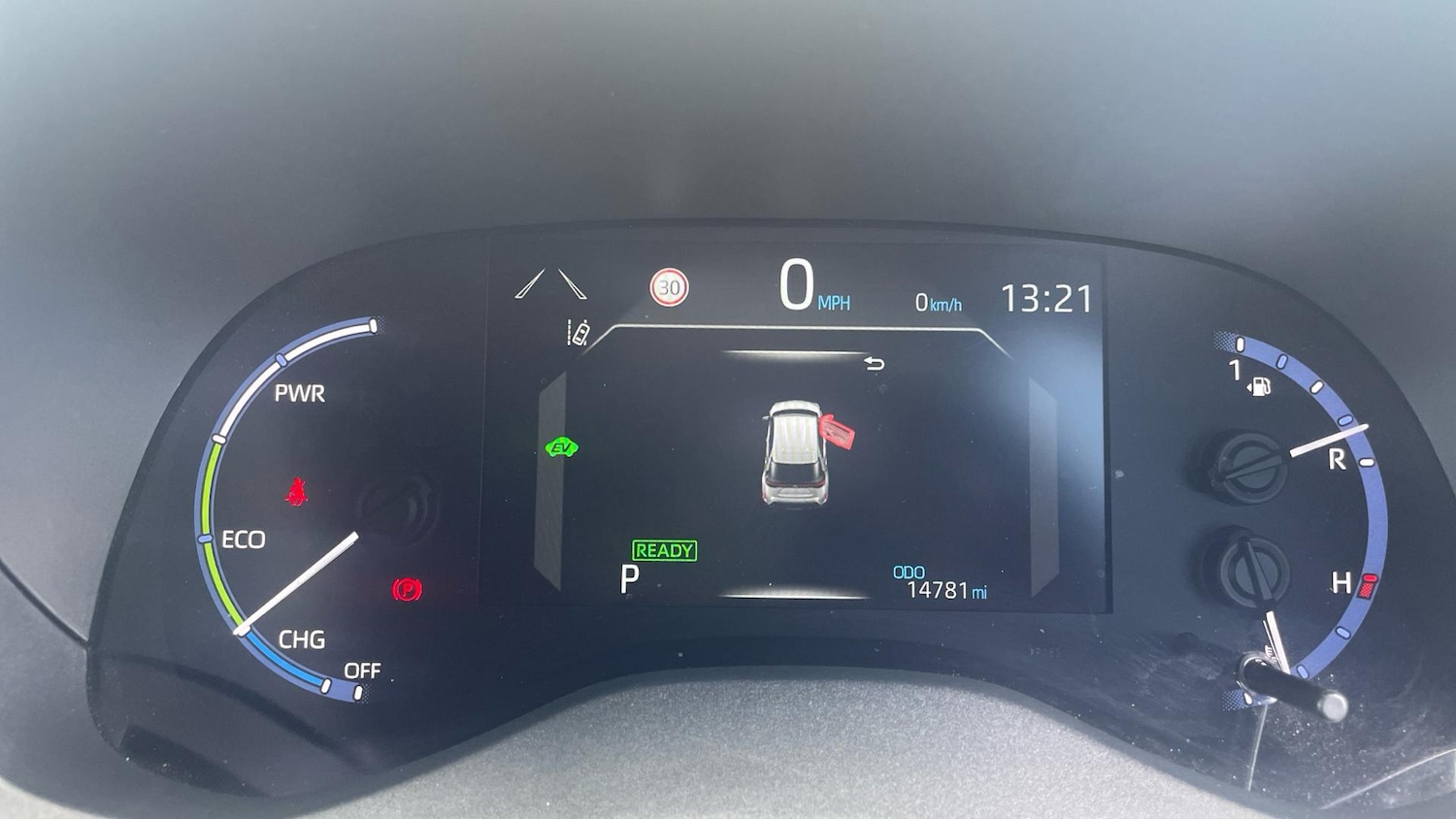 Used Toyota Yaris Cross 2023 for sale - 76327322: Photo 9