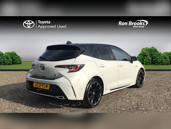 Used Toyota Corolla 2021 for sale - 76136436: Photo 2
