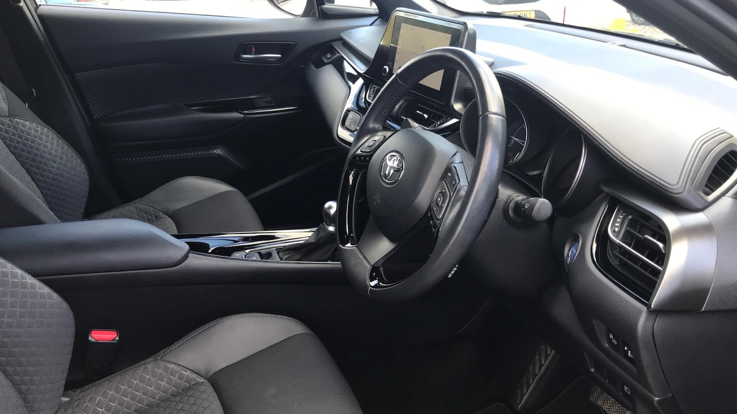 Used Toyota C-HR 2022 for sale - 76521722: Photo 11