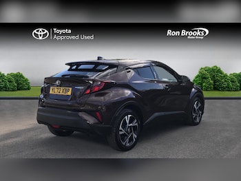 Used Toyota C-HR 2022 for sale - 76521722: Photo