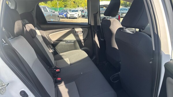Used Toyota Yaris 2018 for sale - 76179707: Photo 12